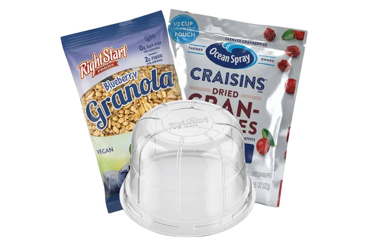 RS2298 Blueberry Granola & Dried Cranberry Yogurt Parfait (IW)